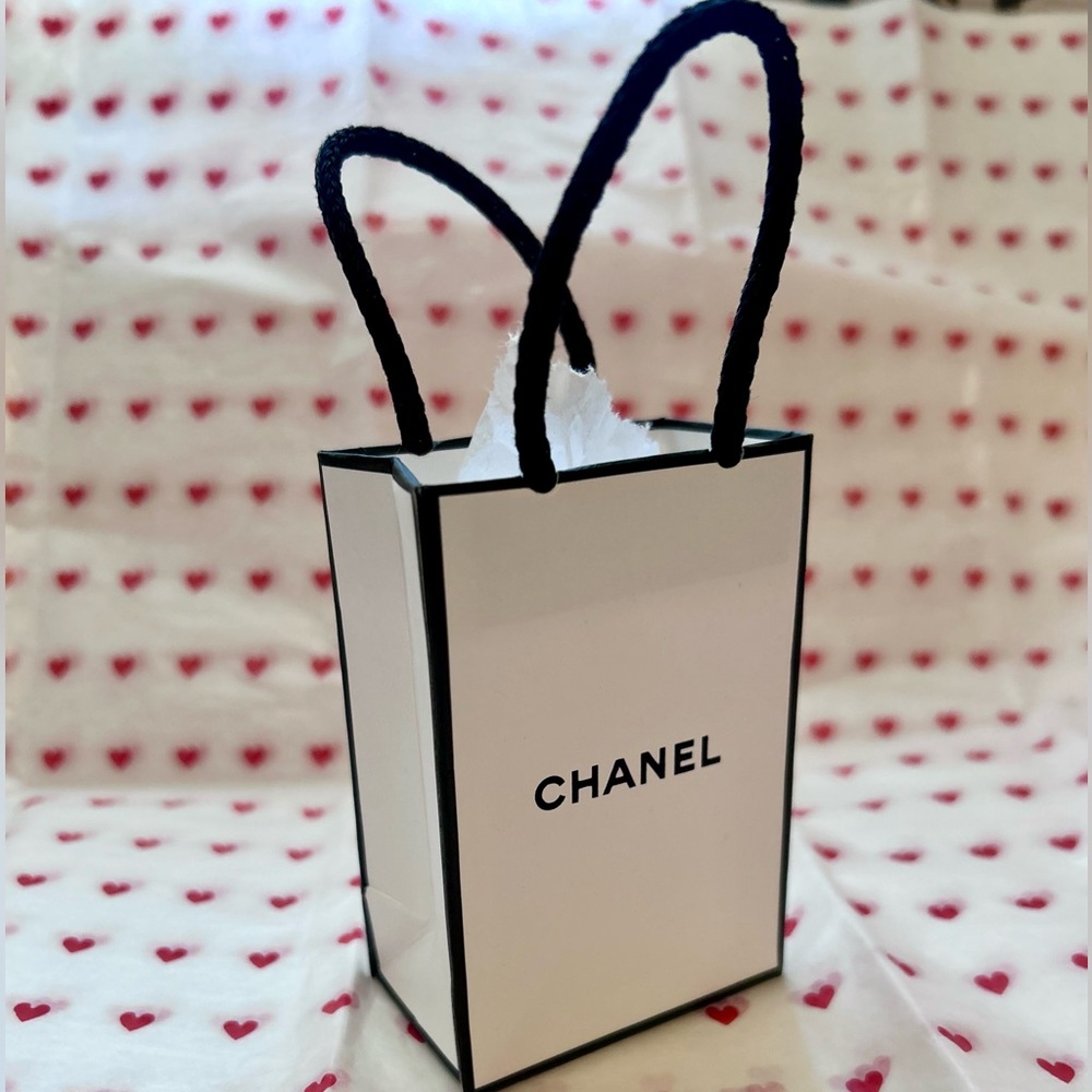 Tiny Luxury Shopping Bag Chanel Shopping Bag Paper